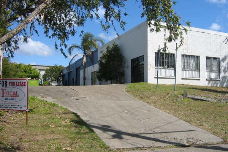 Unit  2, 1 Lochlarney Beenleigh QLD 4207 - Image 2