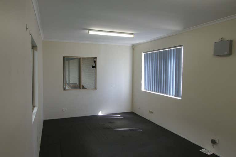 Unit 5, 18 Frost Road Campbelltown NSW 2560 - Image 3