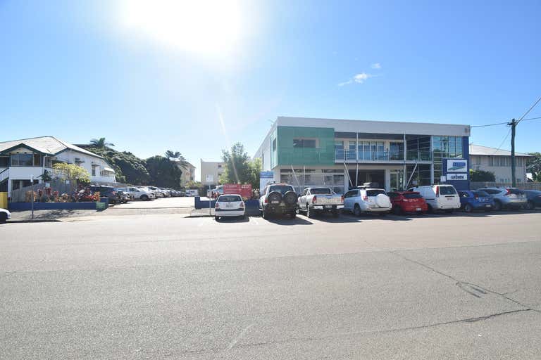 6/57-59 Mitchell Street North Ward QLD 4810 - Image 1