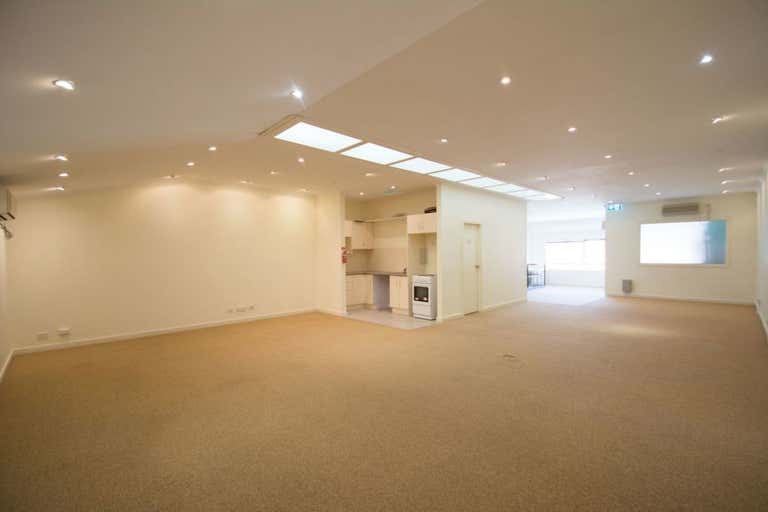 33 (office/14 Jubilee Avenue Warriewood NSW 2102 - Image 2