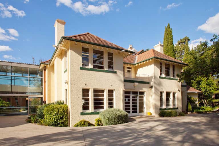 Old Canberra House 73 Lennox Crossing Acton ACT 2601 - Image 1