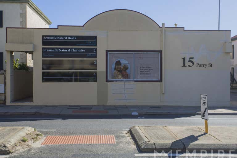 3/15 Parry Street Fremantle WA 6160 - Image 2