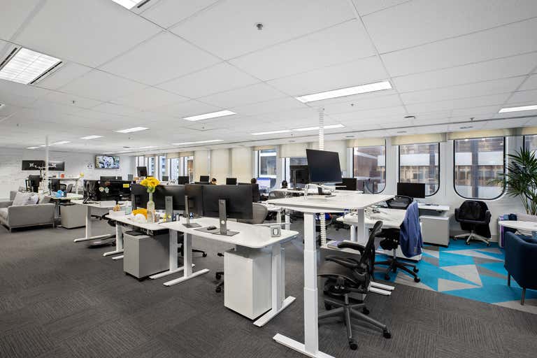 City Centre Offices”7”series set”2000-01 101 Lewis Street Unit: Unit 7 | Pat Leavy | Northern MI Luxury