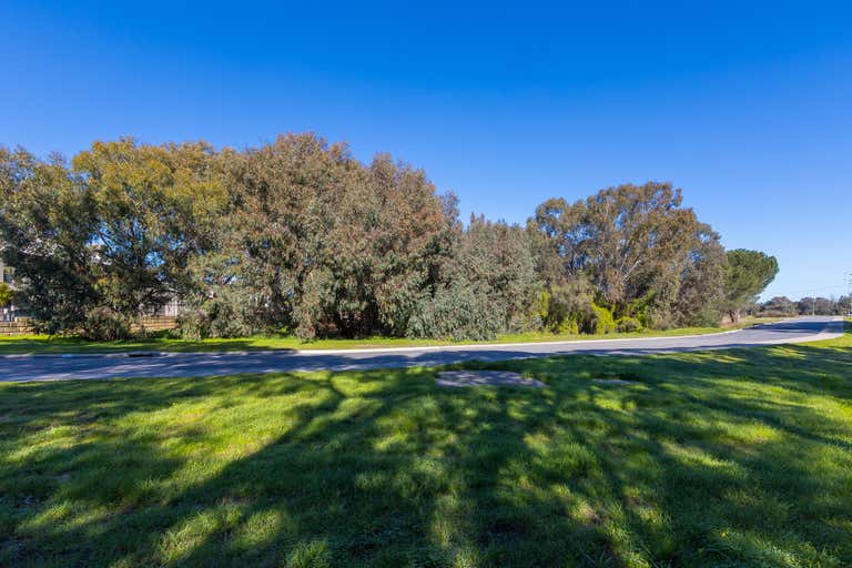 39 Central & 72 Coolgardie Avenue Ascot WA 6104 - Image 2