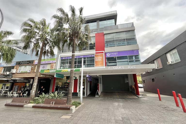 202/7 Oaks Avenue Dee Why NSW 2099 - Image 1