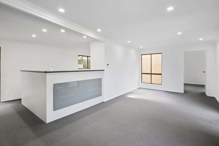 118 Ashmore Road Benowa QLD 4217 - Image 1