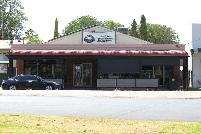 53-55 Murray Street Tooleybuc NSW 2736 - Image 2