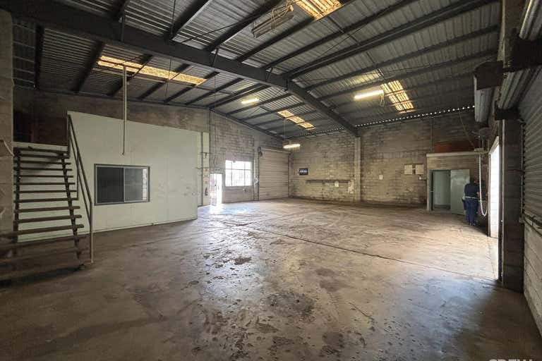 4/25 Station Avenue Darra QLD 4076 - Image 2