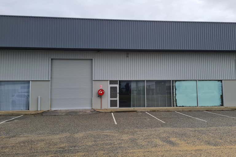 2/10 Abrams Street Balcatta WA 6021 - Image 2