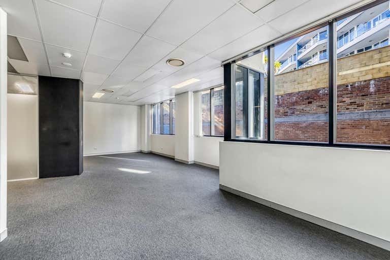 2/1-5 Dee Why Parade Dee Why NSW 2099 - Image 2