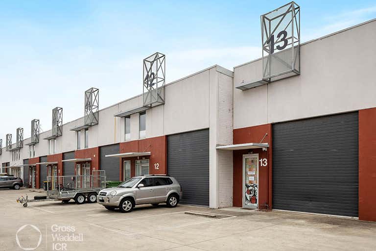 Unit 13,44 Sparks Avenue Fairfield VIC 3078 - Image 2