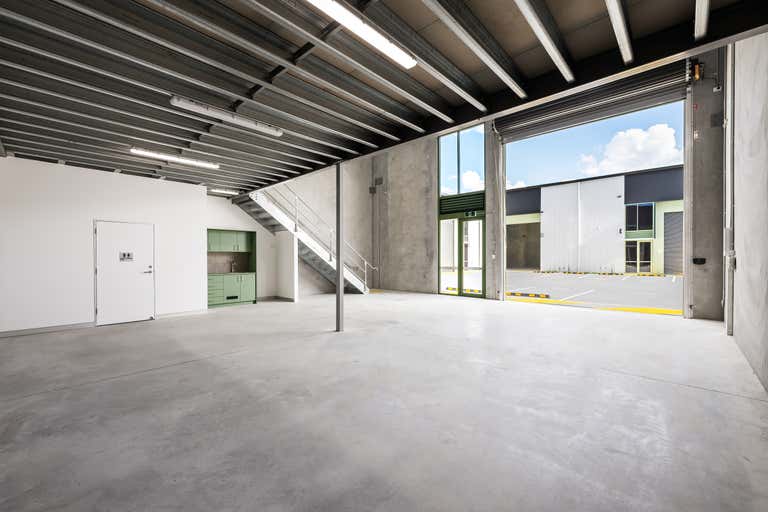 11/13 Loam Street Acacia Ridge QLD 4110 - Image 2