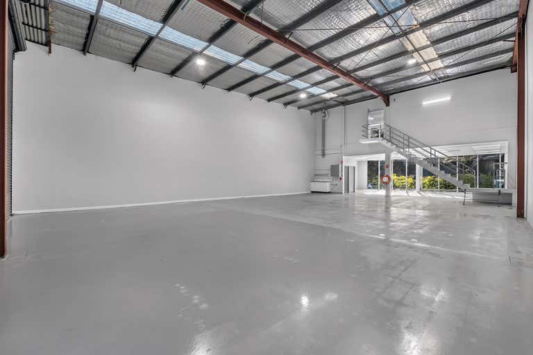 2/17-21 Bowden Street Alexandria NSW 2015 - Image 2