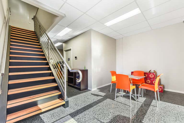 3 Rawanne Close Pakenham VIC 3810 - Image 2