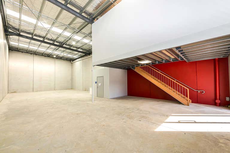 5/11 FRIARS ROAD Moorabbin VIC 3189 - Image 2