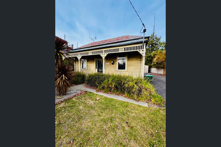 52 McIvor Rd Kennington VIC 3550 - Image 1
