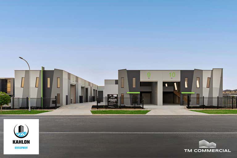 1-10/2 Rainier Crescent Clyde North VIC 3978 - Image 2