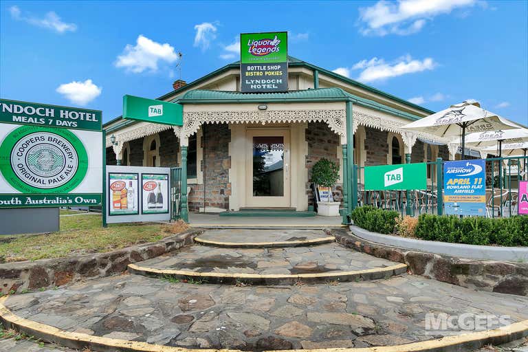 Lyndoch Hotel, 1 Gilbert Street, Lyndoch, SA 5351 Hotel, Motel