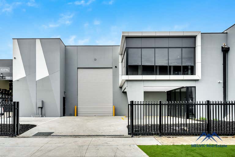 4 Maughan waycranbourne west, 4 Maughan Way Cranbourne West VIC 3977 - Image 2