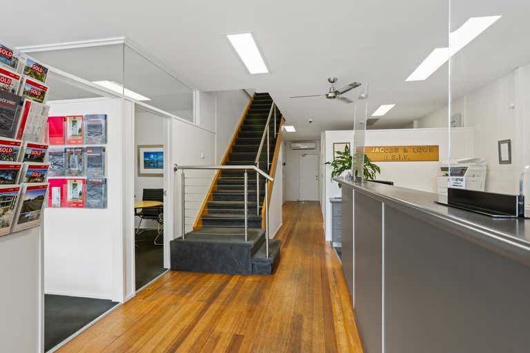 220 Main Street Mornington VIC 3931 - Image 2