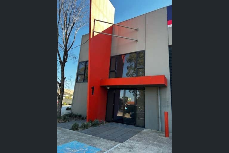 TOP FLOOR, Level 1, 1/2d Indwe Street West Footscray VIC 3012 - Image 1