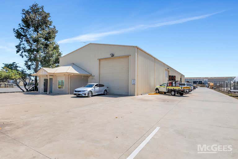 38 Hawker Road Burton SA 5110 - Image 1