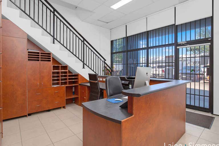 2/179-183 Woodpark Road Smithfield NSW 2164 - Image 2