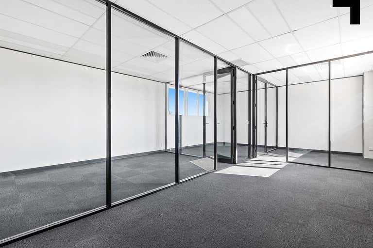 Suite 5, 427 Blackburn Road Mount Waverley VIC 3149 - Image 2