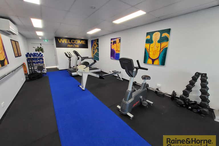 3/2 Patricks Road Arana Hills QLD 4054 - Image 2