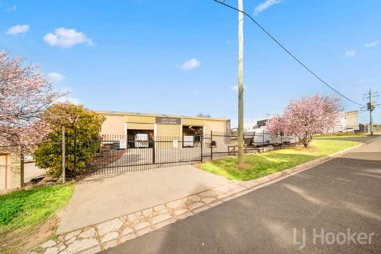 98 High Street Queanbeyan NSW 2620 - Image 1