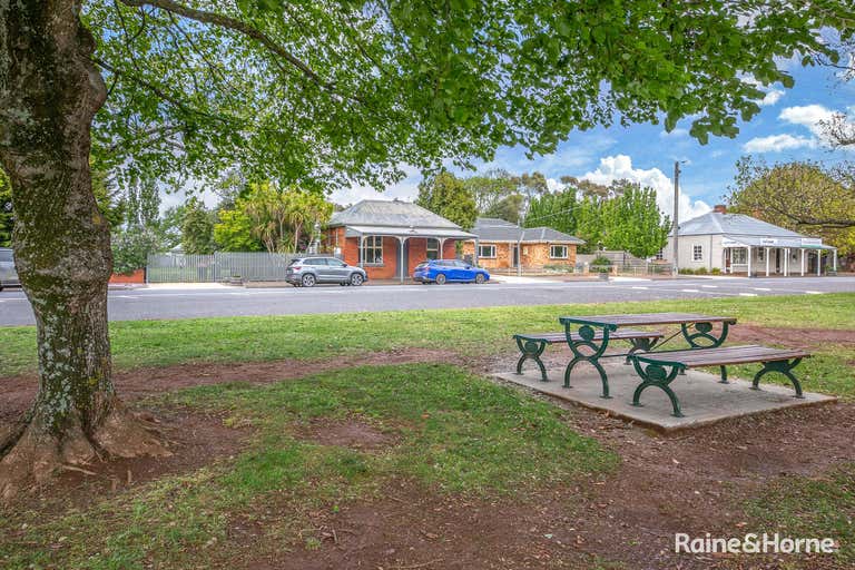 27 High Street Lancefield VIC 3435 - Image 2