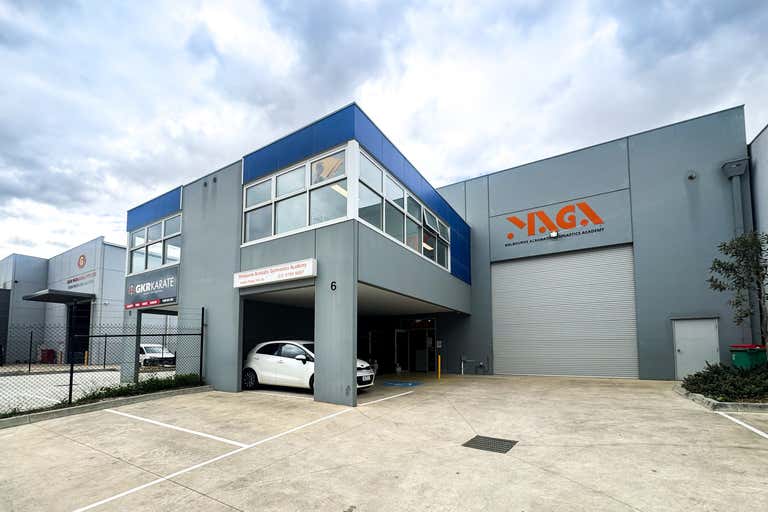 6 Furlong Street Cranbourne West VIC 3977 - Image 2