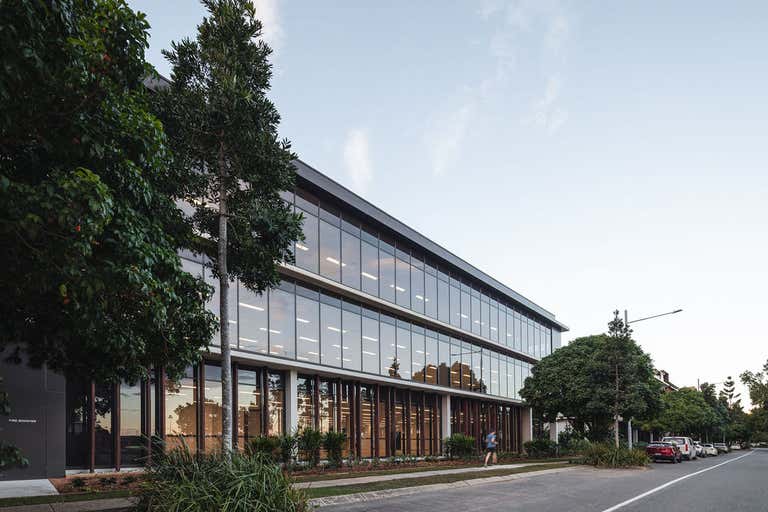 393 Macarthur Avenue Hamilton QLD 4007 - Image 2