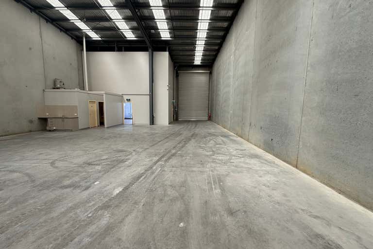 5/120-122 Rodeo Drive Dandenong VIC 3175 - Image 2