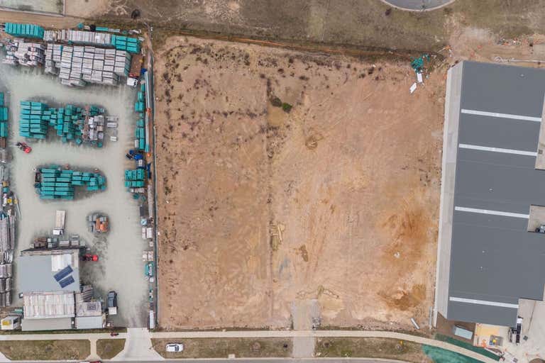 21 Val Reid Crescent Hume ACT 2620 - Image 2