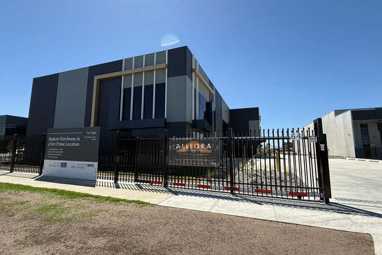 1/64 Reddish Close Epping VIC 3076 - Image 2