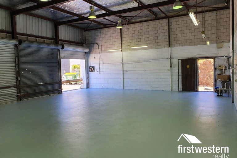 6/17 Prindiville Drive Wangara WA 6065 - Image 1