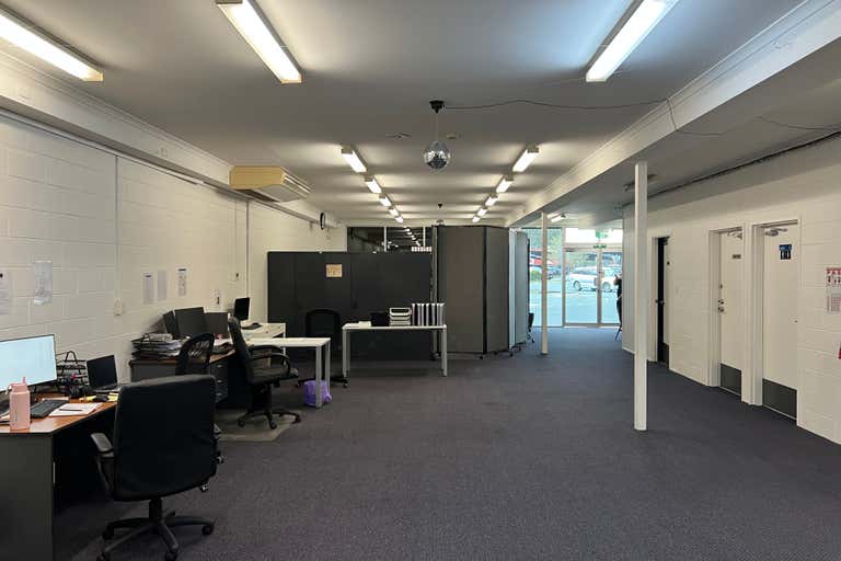 1/17 Barklya Place Marsden QLD 4132 - Image 2