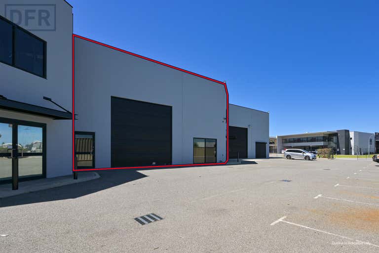 2/10 Chullora Bend Jandakot WA 6164 - Image 2