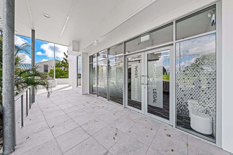 1/133 Laver Drive Robina QLD 4226 - Image 1