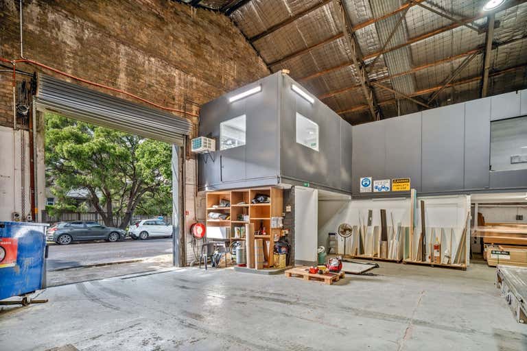 25 Rochester Street Botany NSW 2019 - Image 2