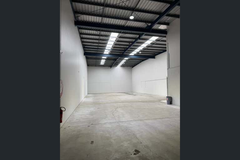 1/18 Overlord Place Acacia Ridge QLD 4110 - Image 2