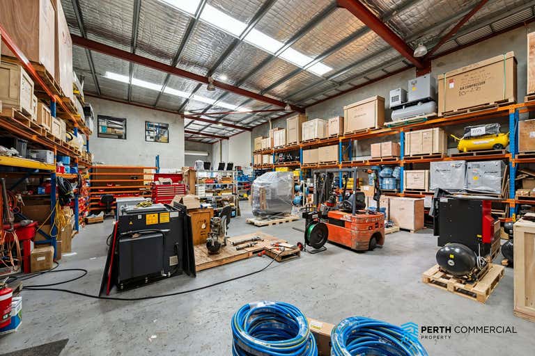 1/19 Mordaunt Circuit Canning Vale WA 6155 - Image 2