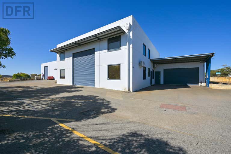 17 Eagle Drive Jandakot WA 6164 - Image 2