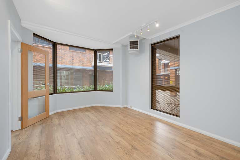 82/47 Neridah Street Chatswood NSW 2067 - Image 2