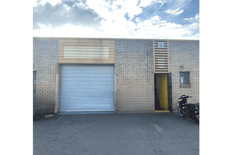 Unit 15C, 4 Louise Avenue Ingleburn NSW 2565 - Image 1