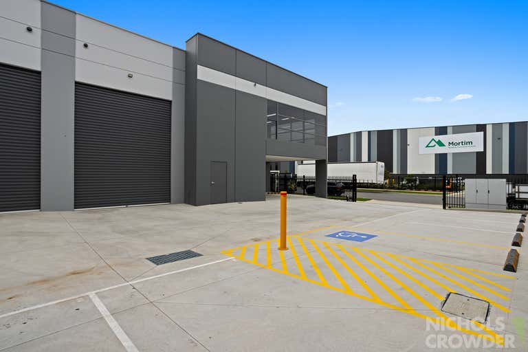 1-4/16 Hampden Road Cranbourne West VIC 3977 - Image 1