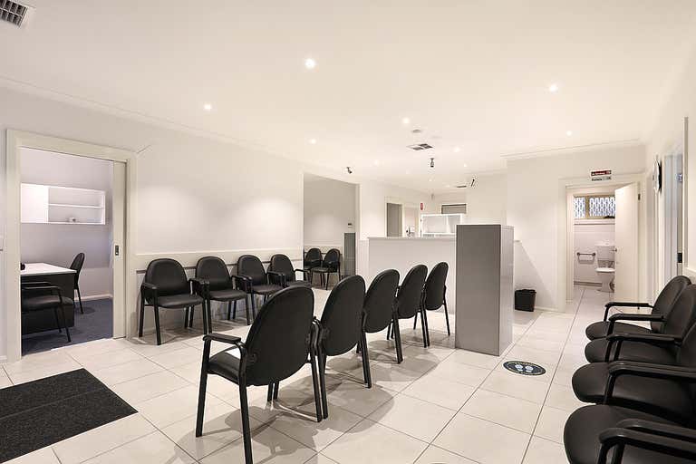 36 Bamburgh Street Jacana VIC 3047 - Image 2