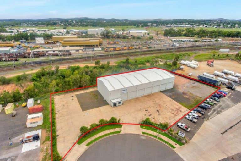 12 Roy Swenson Close Callemondah QLD 4680 - Image 2