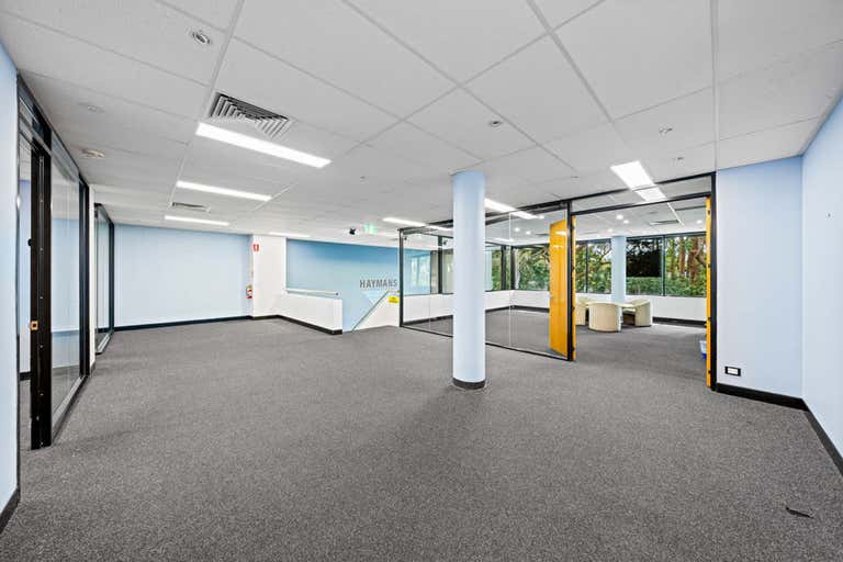 30 McKechnie Drive Eight Mile Plains QLD 4113 - Image 2